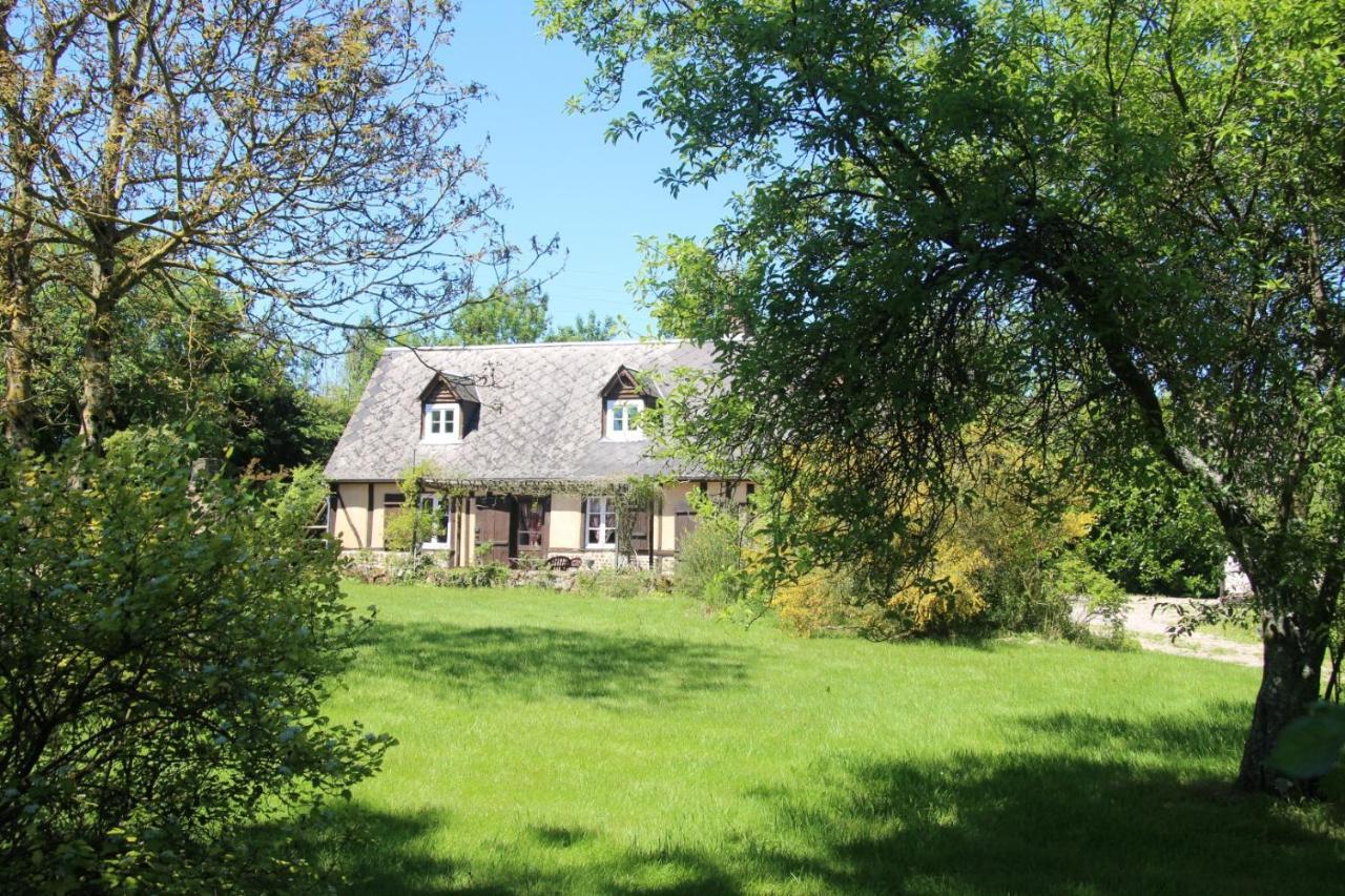 Le Pommenial De La Herissonniere Saint-Aubin-de-Bonneval Exterior photo