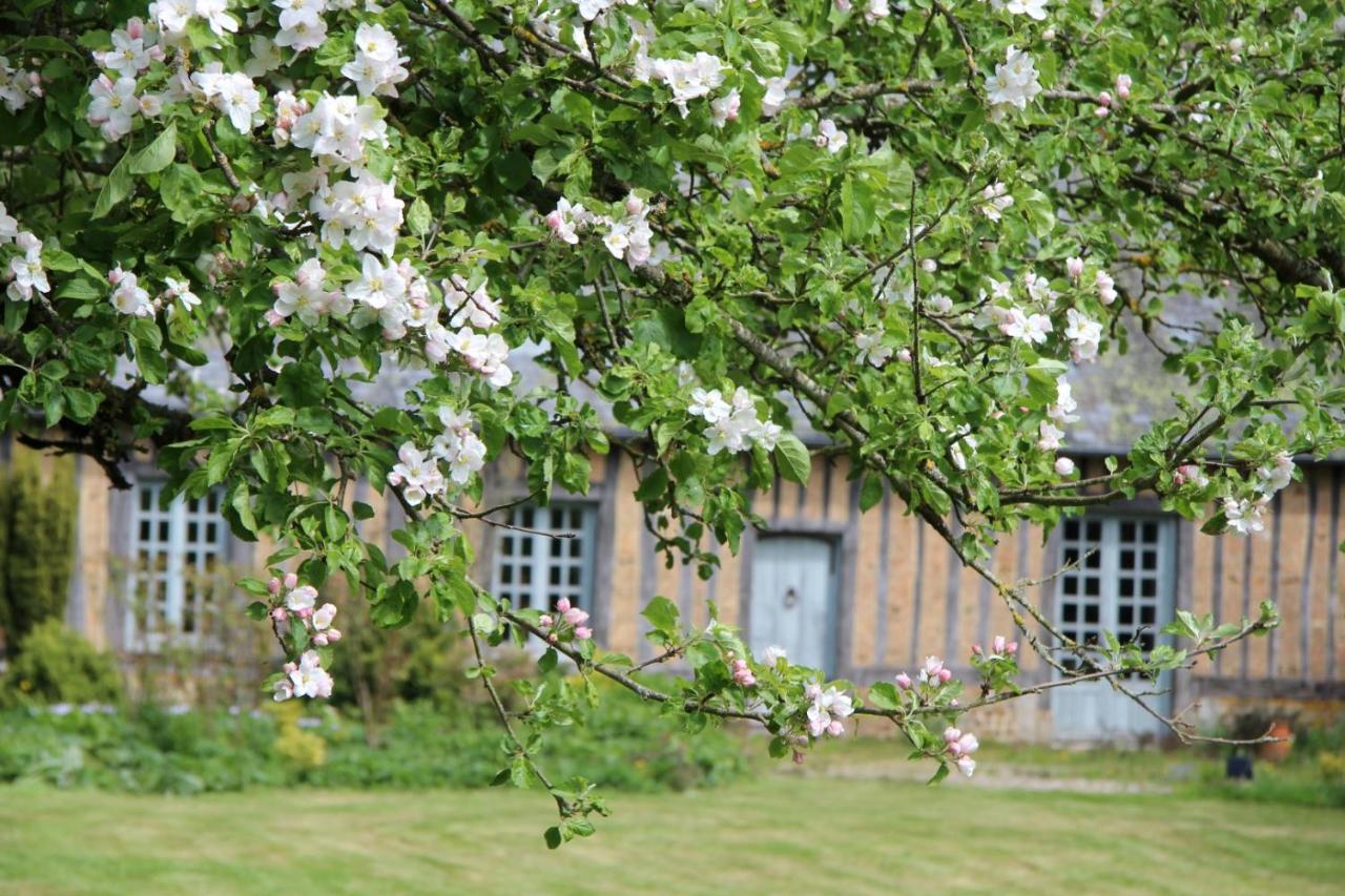 Le Pommenial De La Herissonniere Saint-Aubin-de-Bonneval Exterior photo